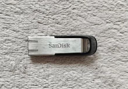 闪迪至尊高速酷铄U盘+64G+USB3.0